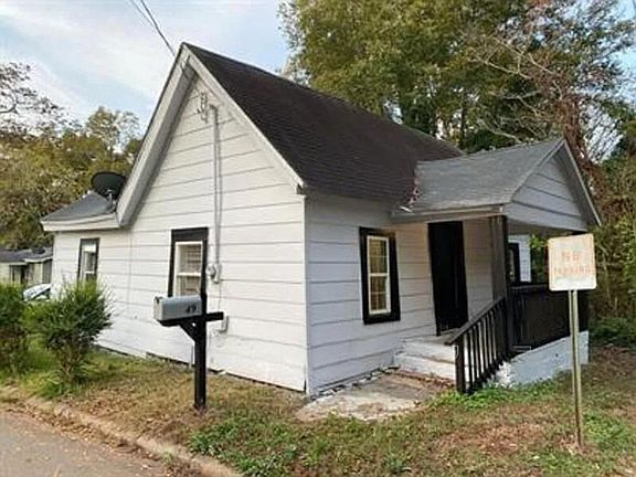 2nd image of 49 Reynolds St