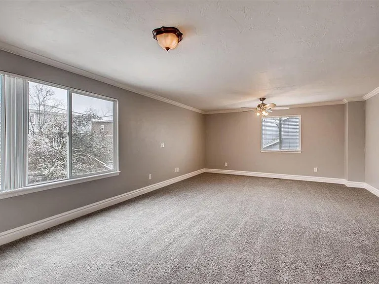 4555 Hunterwood Dr — Photo 11