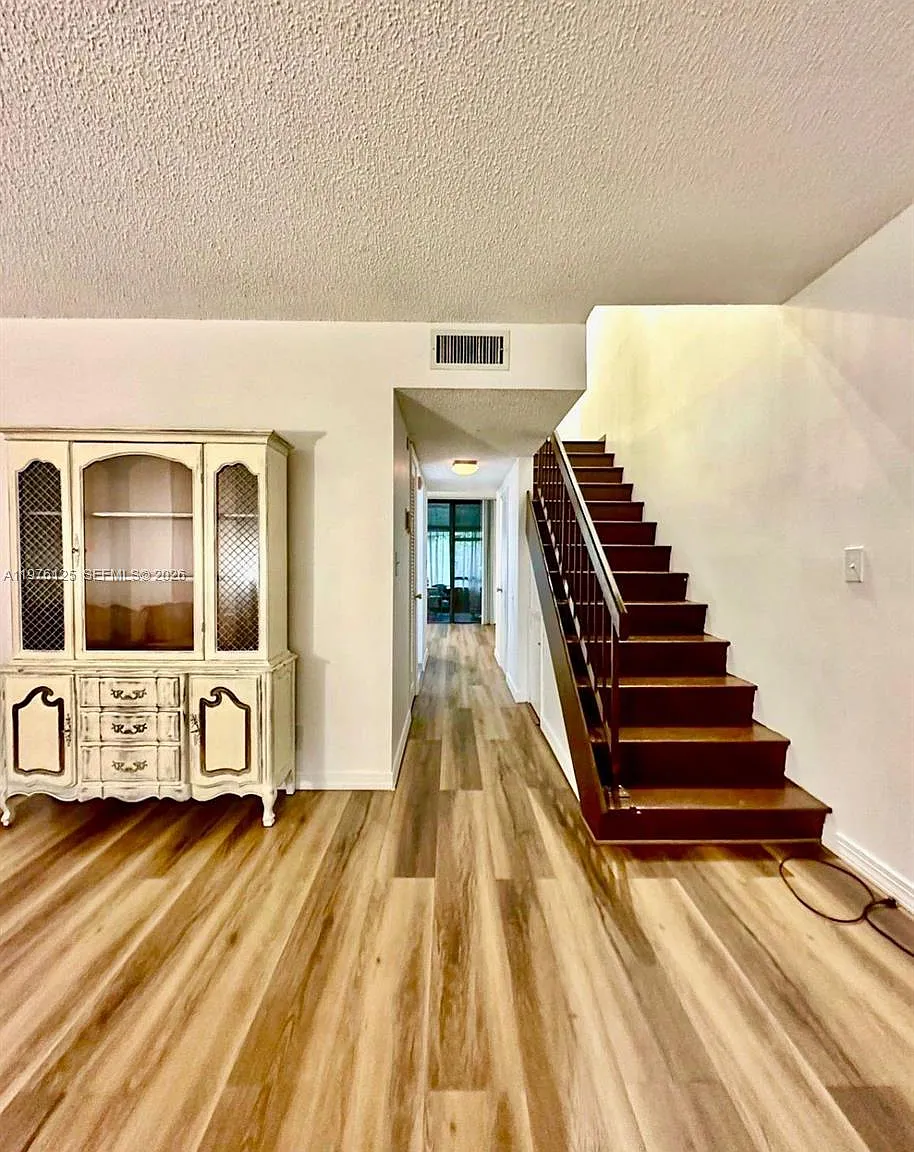 2 bed, 2.5 bath, 1200 sqft, $2,350 — Photo 1