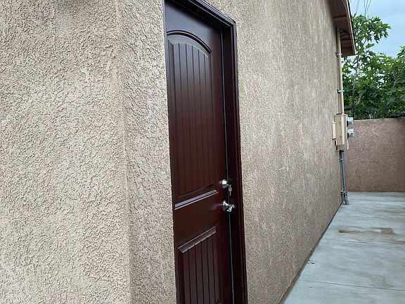 3rd image of 13917 Carfax Ave #1/2