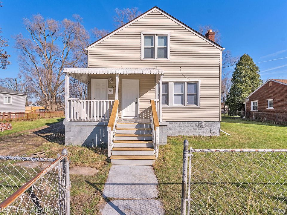 1st image of 3787 14th St