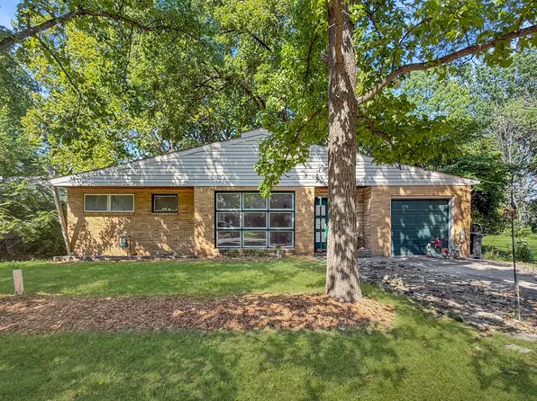 17 Clinton Dr, Columbia, MO 65203