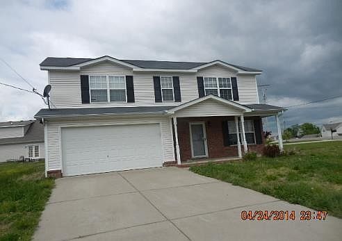 1st image of 3008 W Bishop Dr