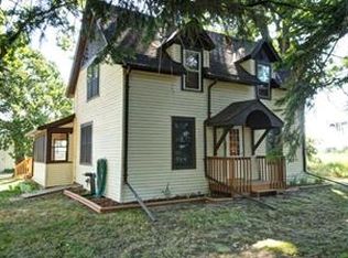49585 Gallant Ave, Rush City, MN 55069
