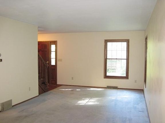 2nd image of S28W29846 S Bethesda Cir