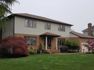 886 Derry Dr, Toms River, NJ 08753