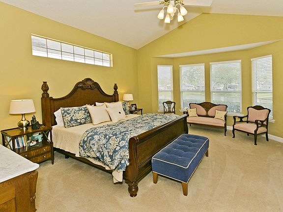 3rd image of 245 Waters Edge Dr S
