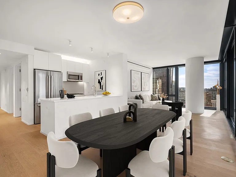 685 1st Ave #10M — Photo 2