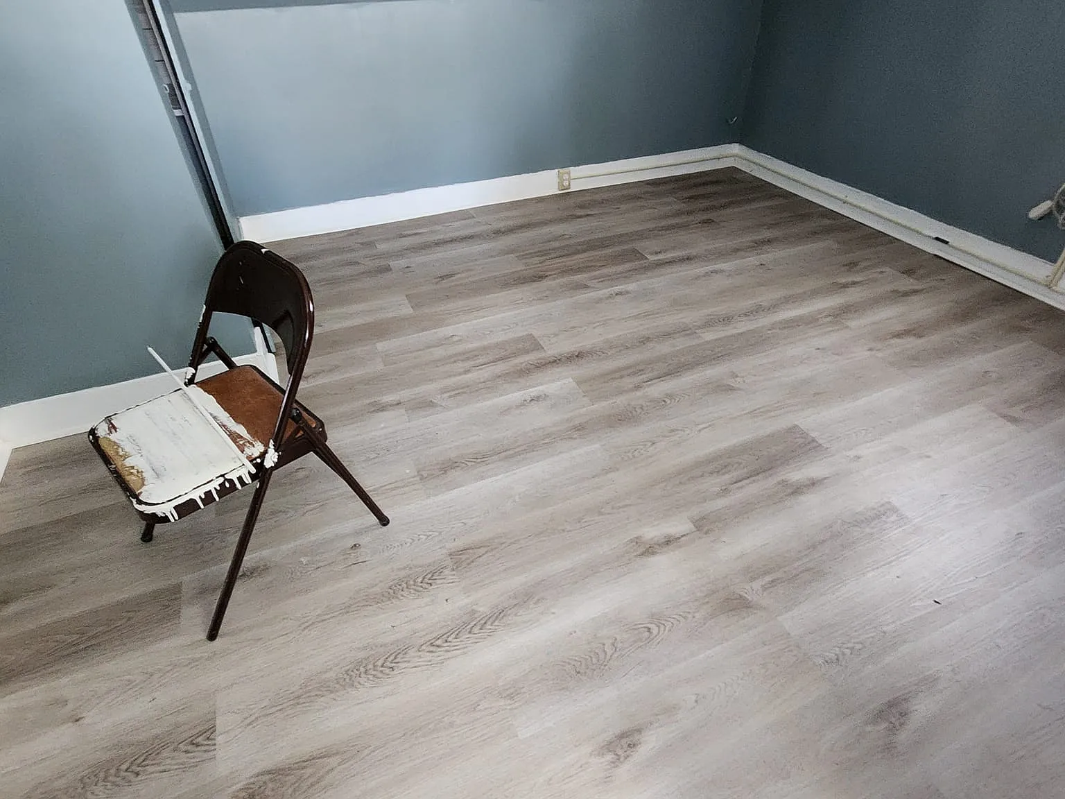 2 bed, 1050 sqft, $1,300 — Photo 4