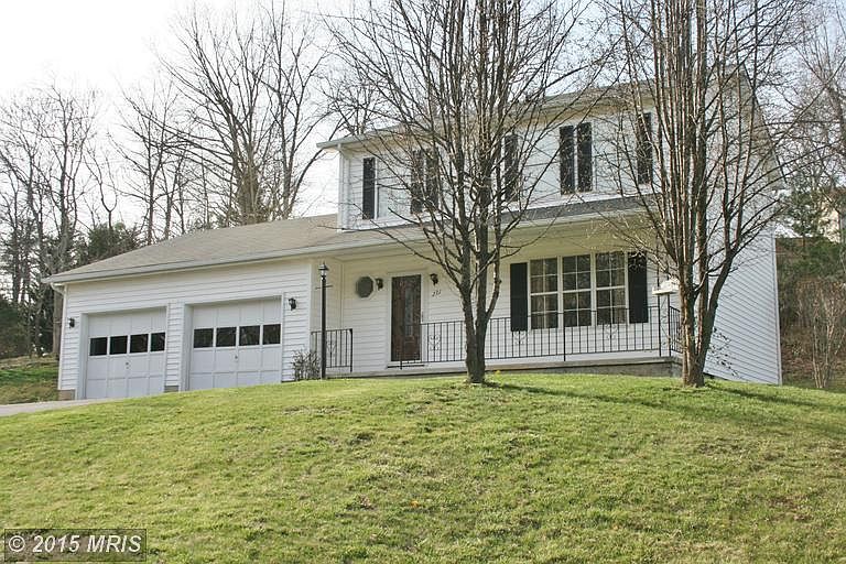 1st image of 231 Lakeside Dr