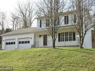 231 Lakeside Dr, Stephens City, VA 22655