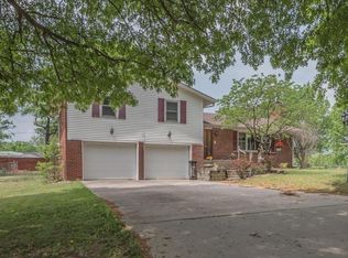 401 Oak Ter, Moberly, MO 65270
