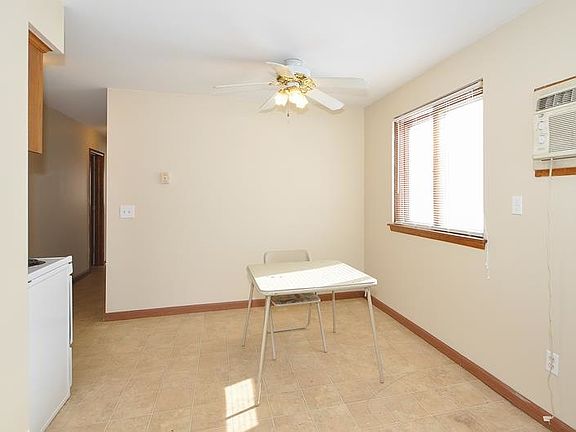 3rd image of 20630 Hughes Ave W APT 6