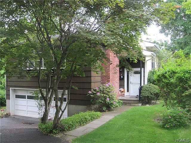 1st image of 3 Sandrock Ave