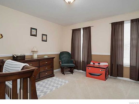 2nd image of 6090 Woodford Dr