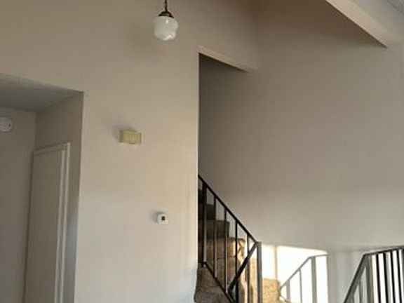 5th image of 3152 Triumph Ln #1