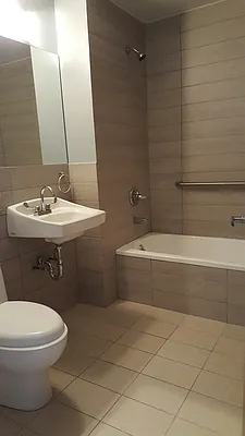 Rented by DYNAMIC REALTY OF NEW YORK CORP | media 22