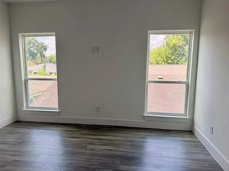 4436 Aledo St — Photo 17