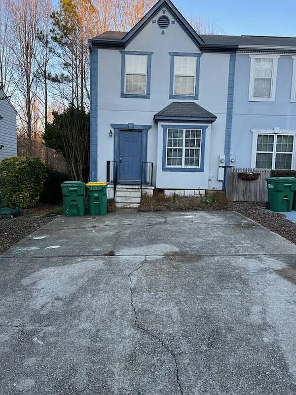 2 bed, 1700 sqft, $1,620 — Photo 1