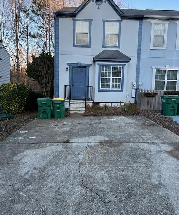 1st image of 3869 Meadow Creek Dr