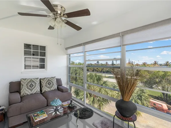 2333 Indian River Blvd APT 401, Vero Beach, FL 32960