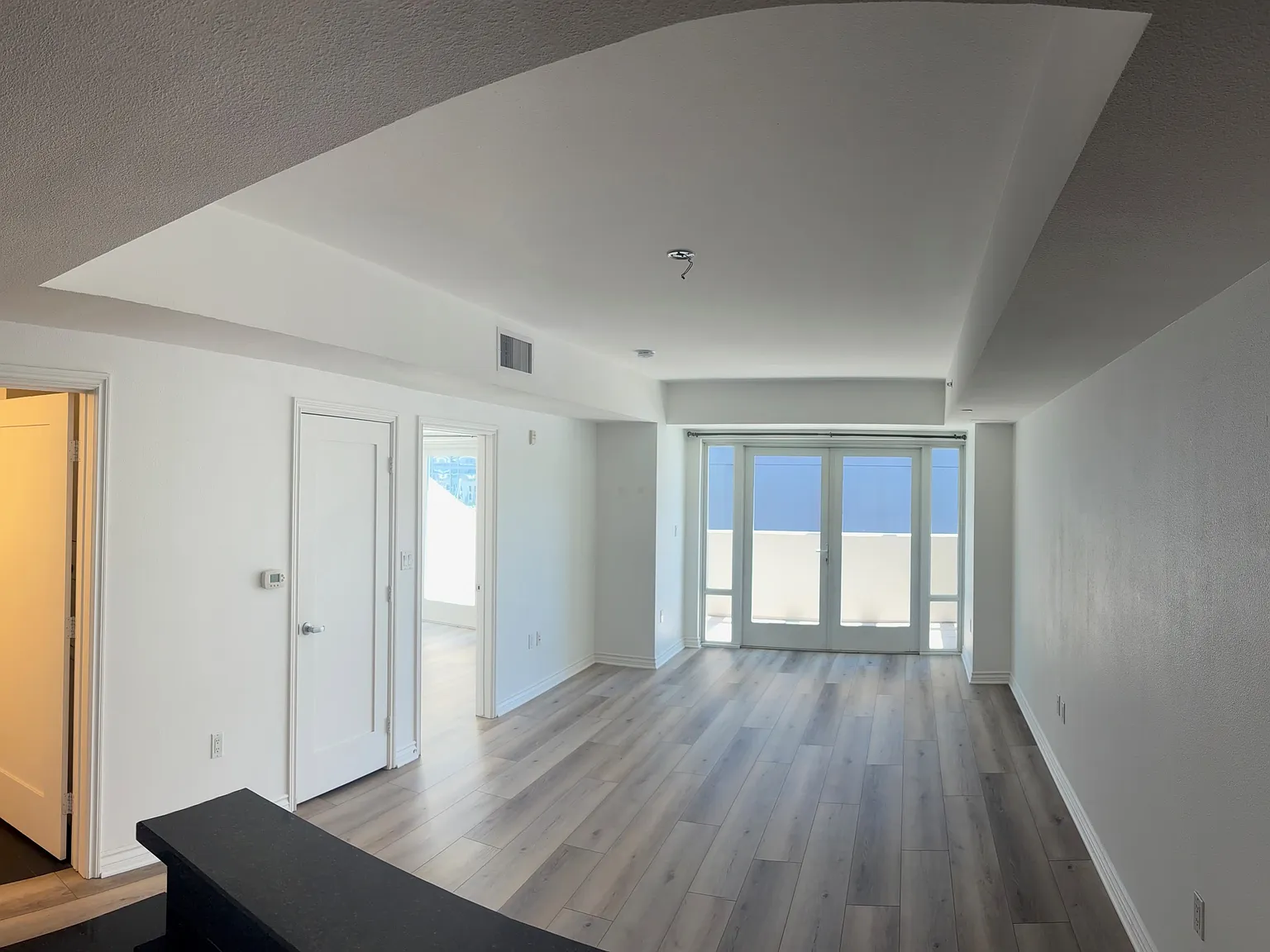 1 bed, 765 sqft, $2,595 — Photo 2