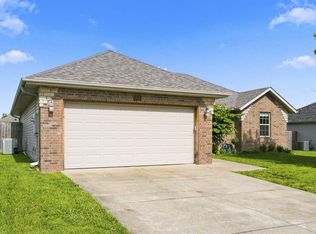 1101 S Venice Avenue, Republic, MO 65738