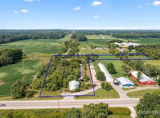 9469 Belding Rd NE, Rockford, MI 49341
