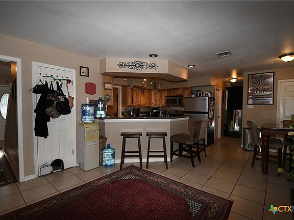 4th image of 6019 Forest Rdg