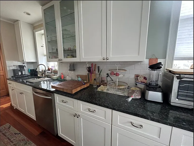 25 James St #2 — Photo 8