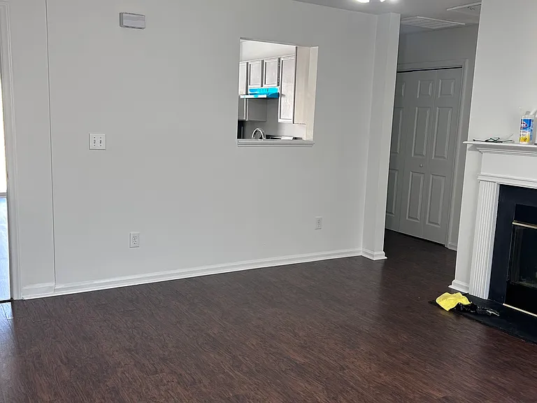 4430 Little Moser Ln — Photo 2