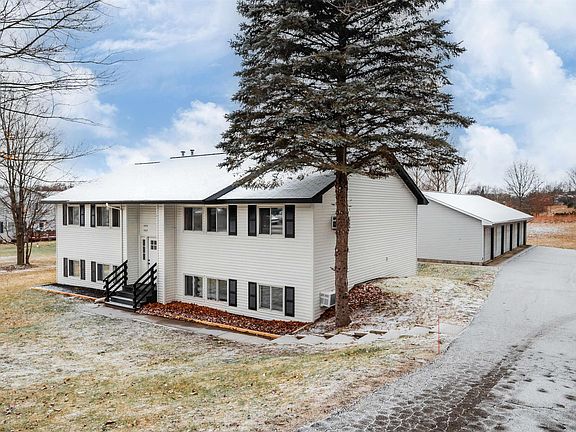 3rd image of 1627 Rasho Rd