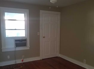 5150 6th St APT 1, Zephyrhills, FL 33542