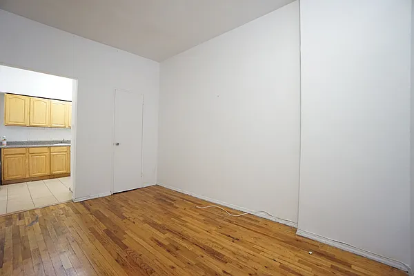 Rented by Rennit Inc. | media 8