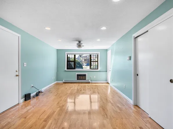 16C Mayberry Dr #C, Westborough, MA 01581