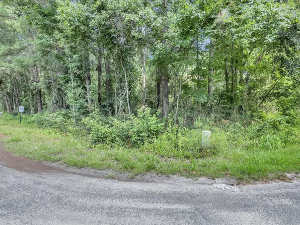 5704 Octavia Ave, Ravenel, SC 29470