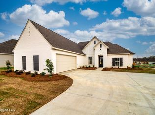 839 Glenwild Cir, Canton, MS 39046