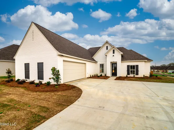 839 Glenwild Cir, Canton, MS 39046
