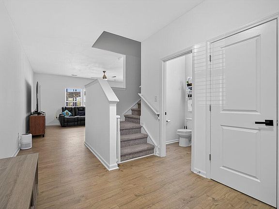 5th image of 161 Surfbird Rd