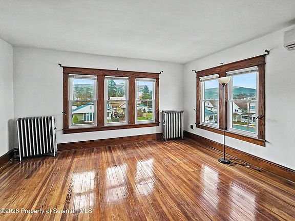 5th image of 852 N Rebecca Ave Unit 2
