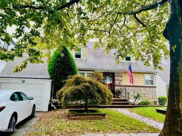286 Raritan Ave, Staten Island, NY 10305
