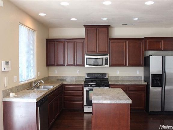 2nd image of 420 Candela Cir
