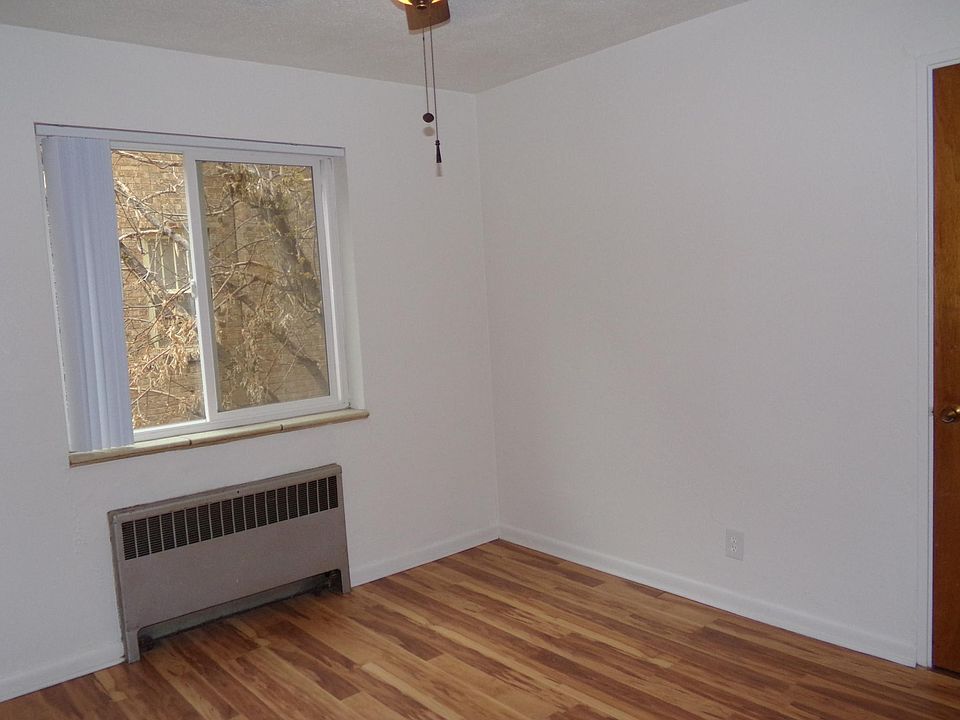 1st image of 1042 Pearl St APT 104