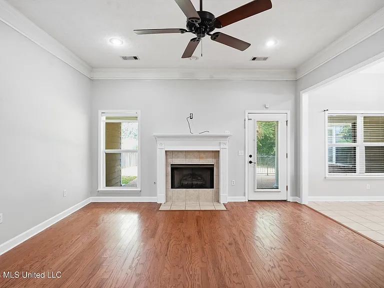 249 Cherry Bark Dr — Photo 37