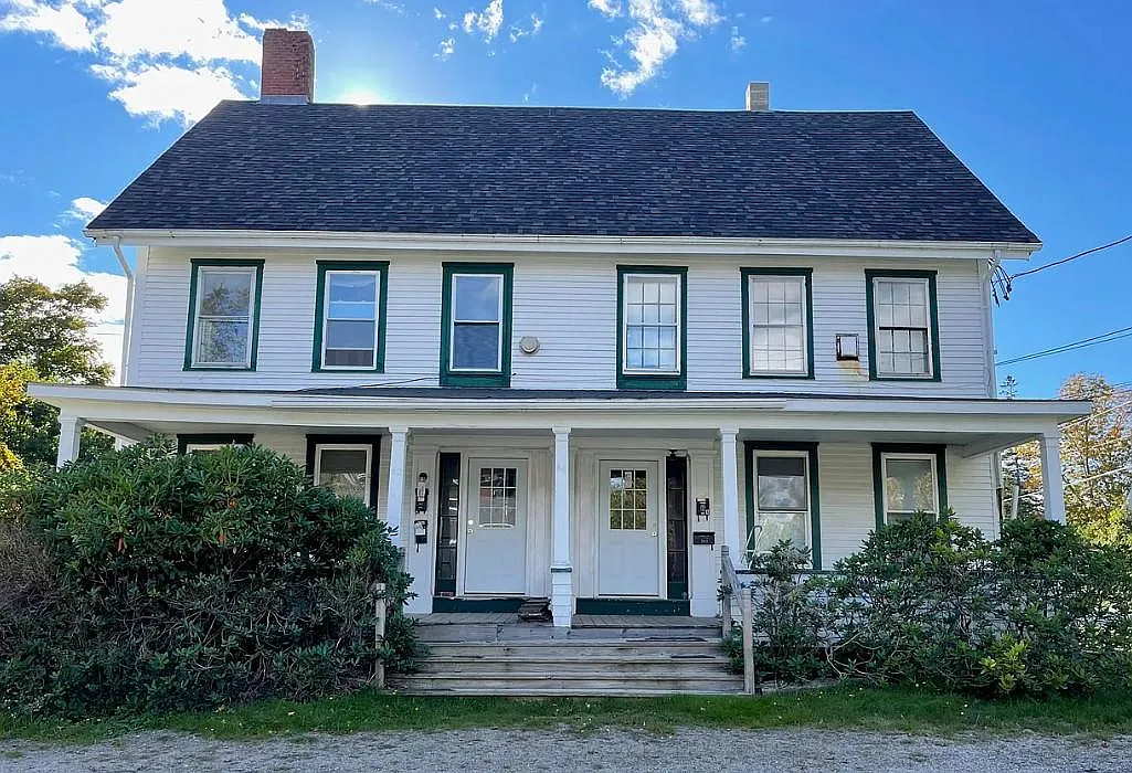 42 Center St — Photo 1