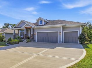 11653 S Barker Rd, Olathe, KS 66061