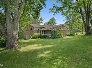 337 Springdale Dr, Bristol, TN 37620