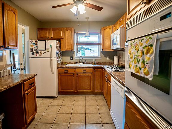 2nd image of 125 Riverview Drive