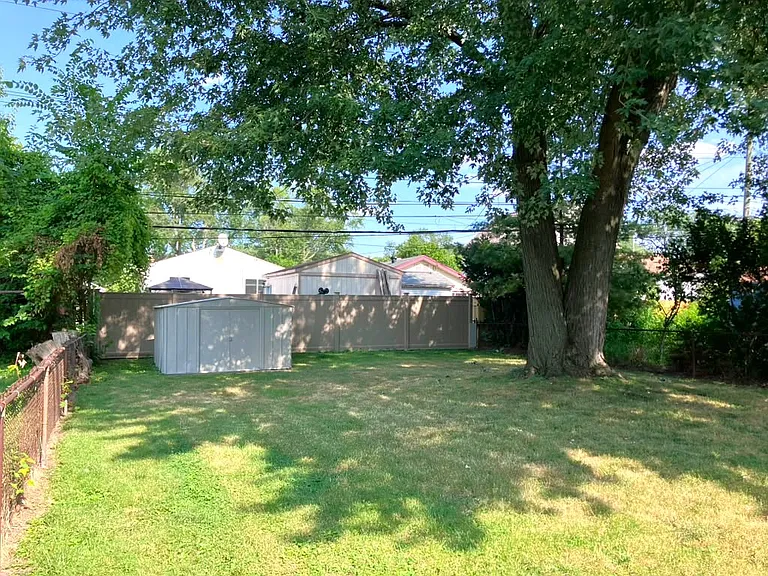 2034 Martin Rd — Photo 5