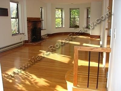 2nd image of 94 Saint Botolph St APT 4E